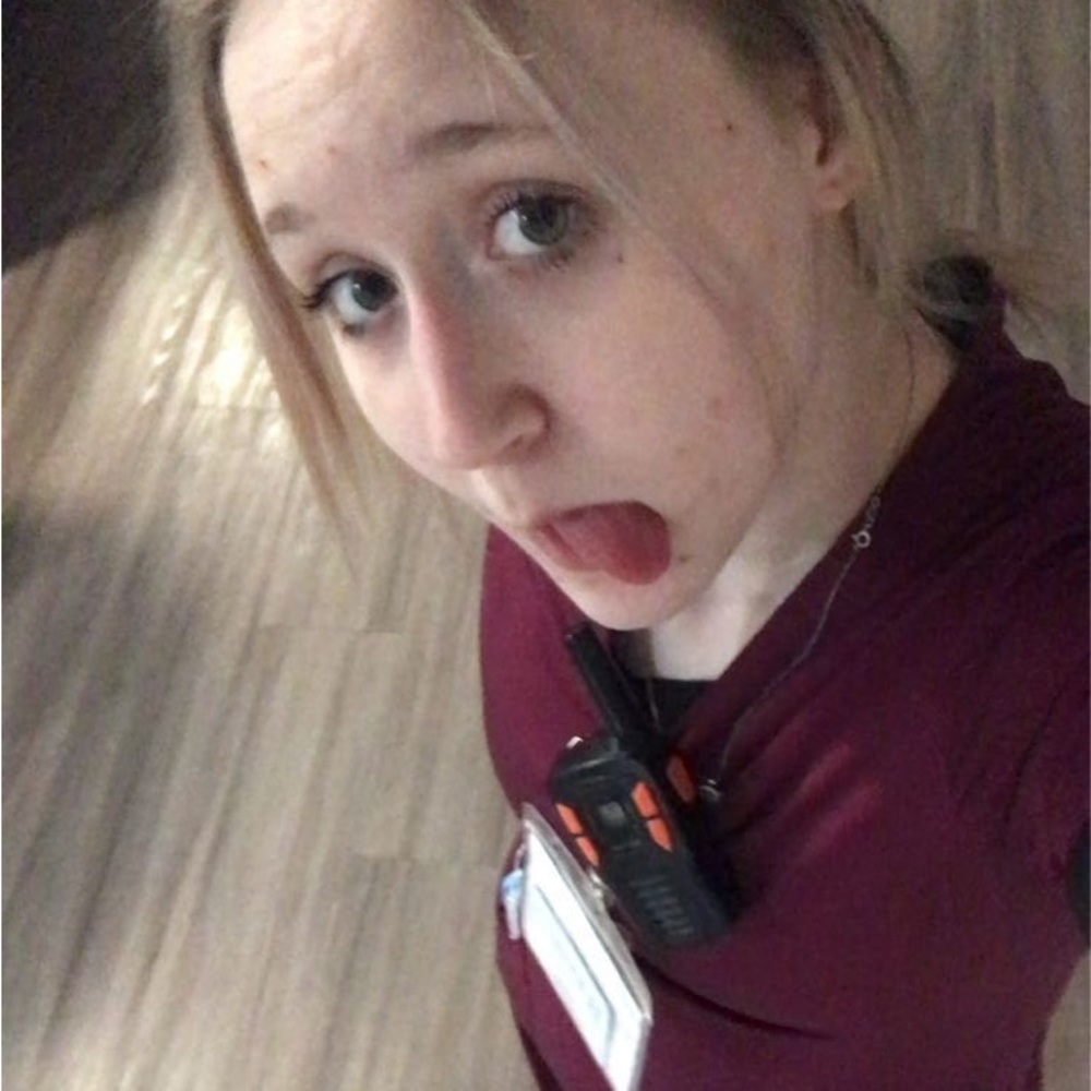 Meet your Posher, Lexie